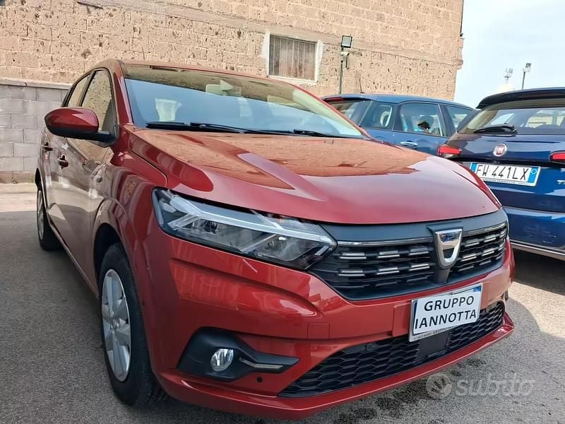 Usata Dacia Sandero 101 CV (74 kW) 2022 Rosso Berlina