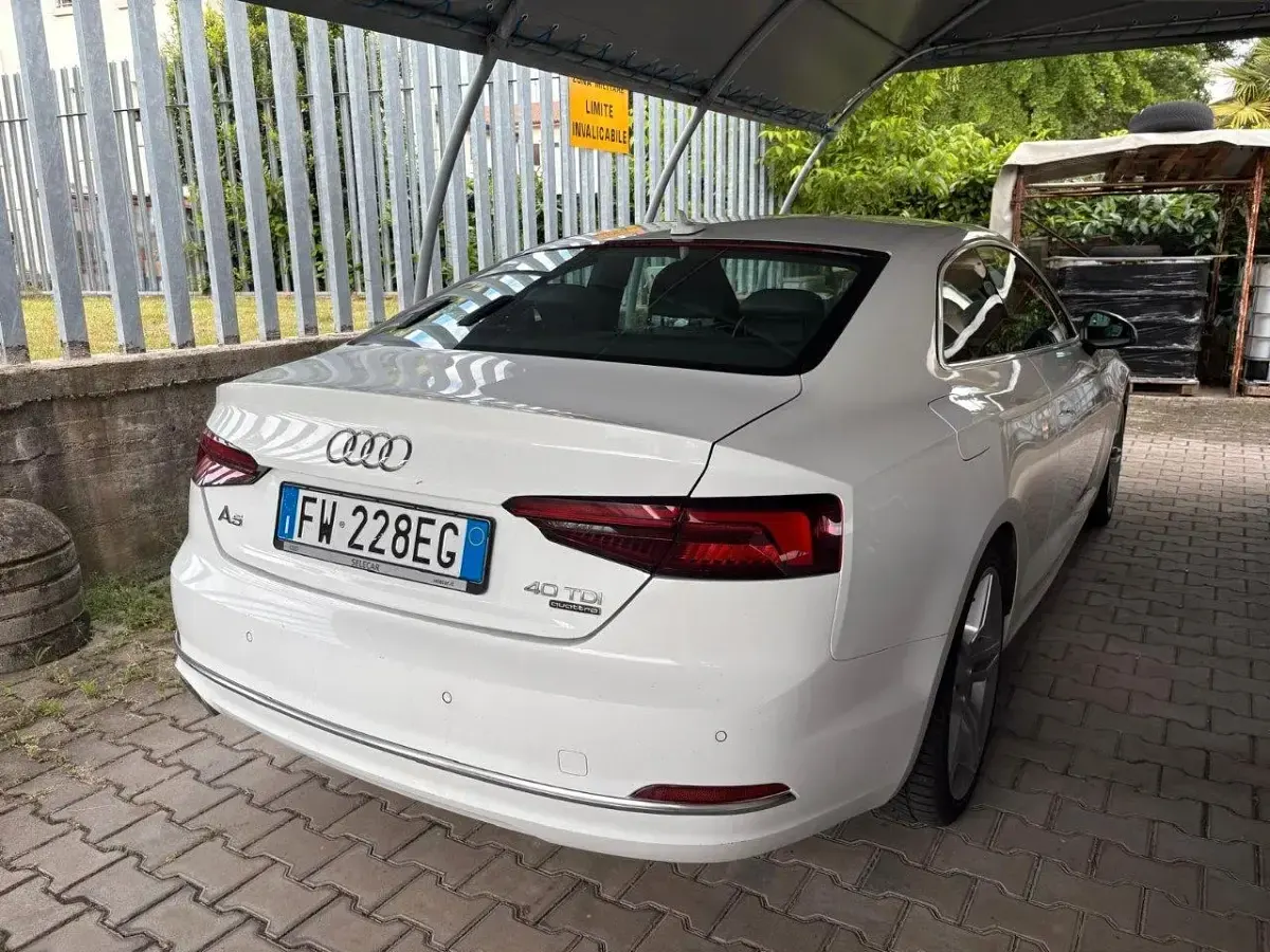 Usata Audi A5 Sport 190 CV (139 kW) 2019 Bianco Coupé