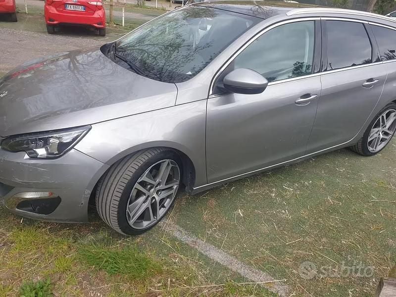 Usata Peugeot 308 SW Allure 120 CV (88 kW) 2015 Grigio Station wagon