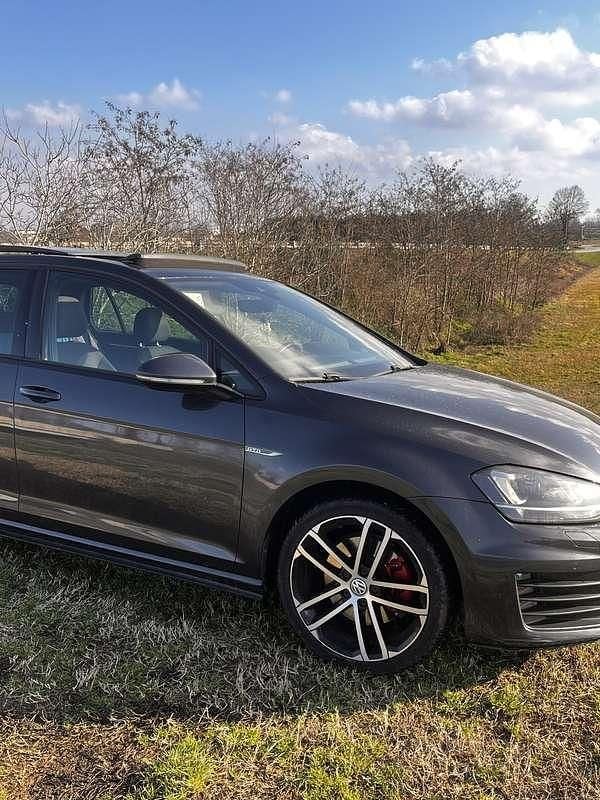 Usado VW Golf VII Sound 184 CV (135 kW) 2016 Utilitario