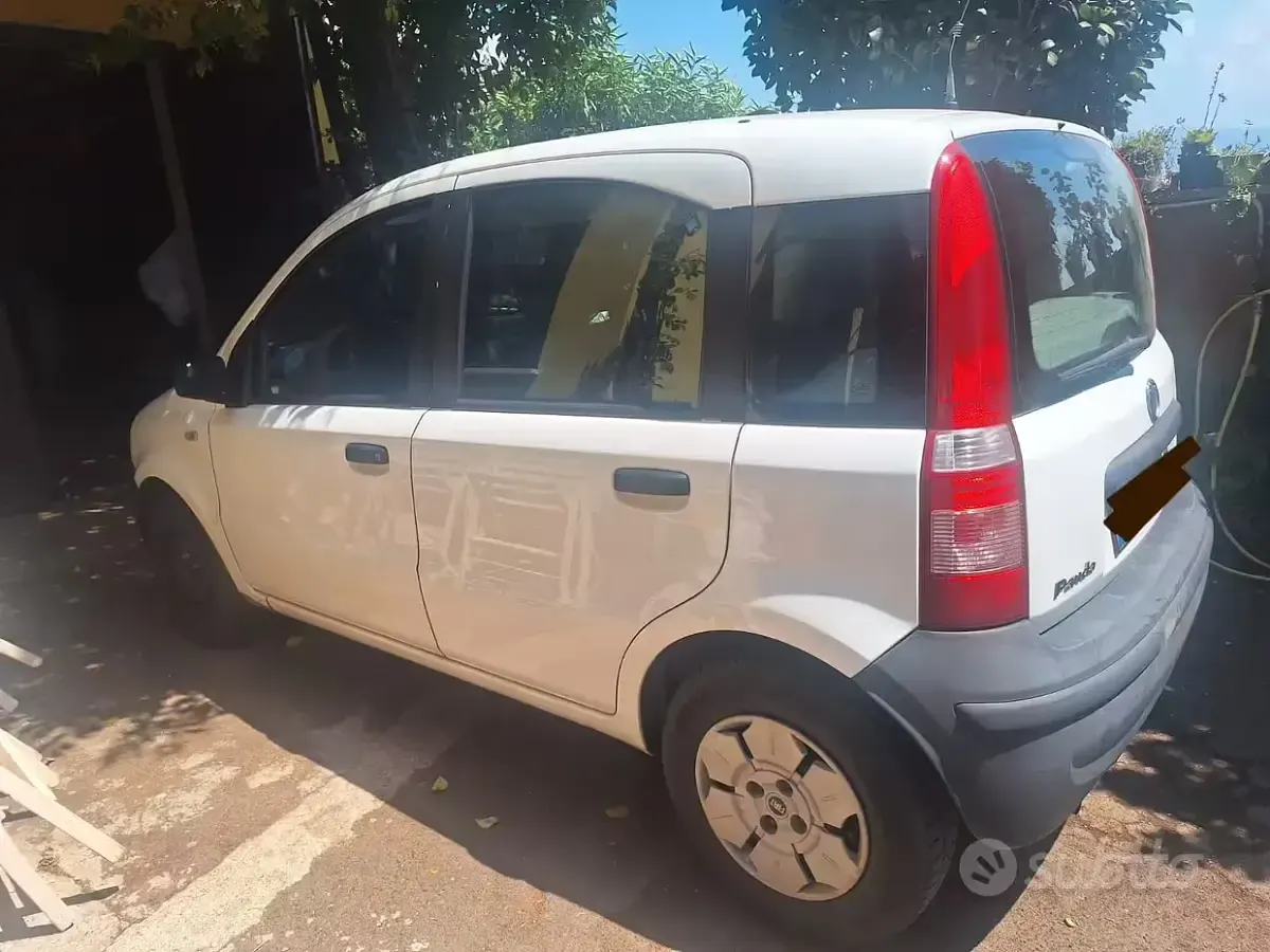 Usata Fiat Panda Active 54 CV (39 kW) 2005 Bianco Utilitaria