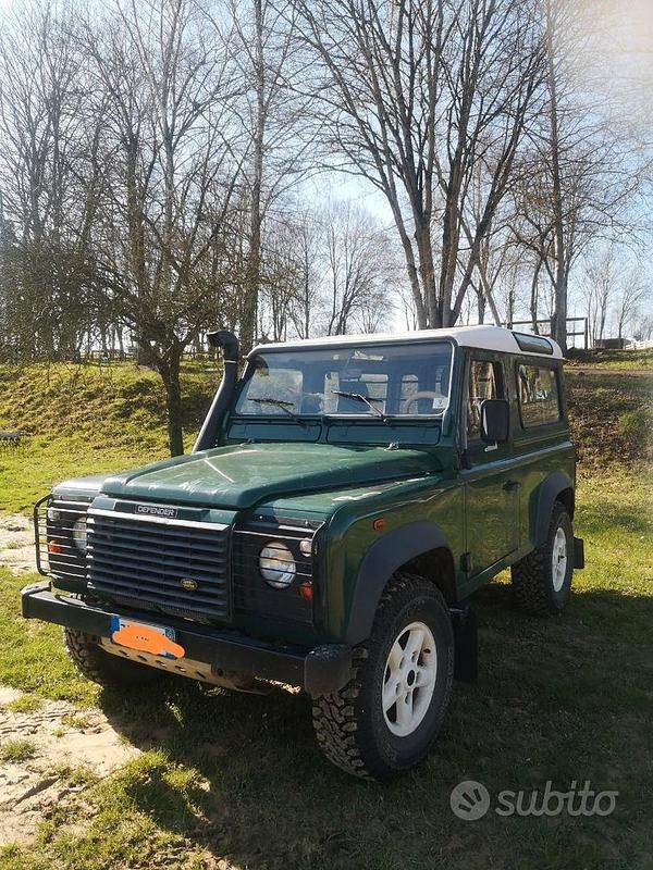 Usata Land Rover Defender S 2004 Verde Station wagon