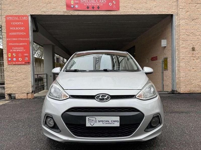 Argento Usata 2016 Hyundai i10 Edition Due volumi | 6999 € (Ottimo prezzo) - Immagine 1/4