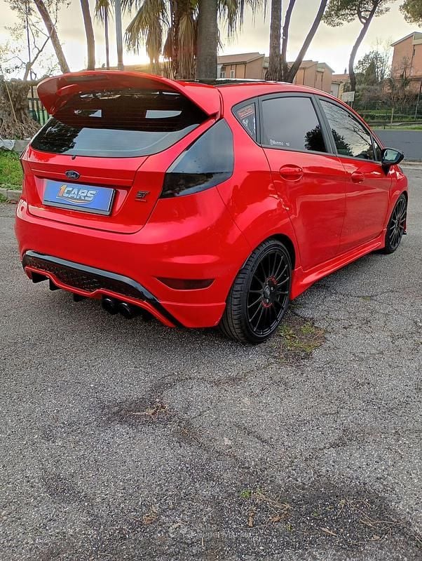 Usata Ford Fiesta ST-Line 75 CV (55 kW) 2017 Berlina