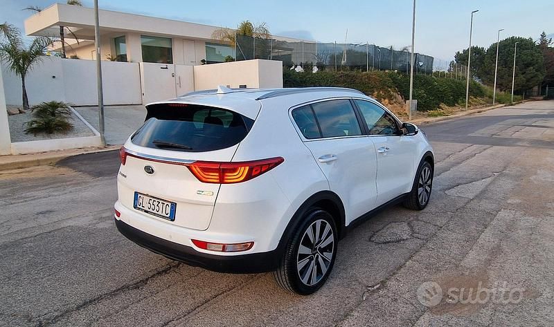 Usata Kia Sportage 115 CV (84 kW) 2016 Bianco SUV