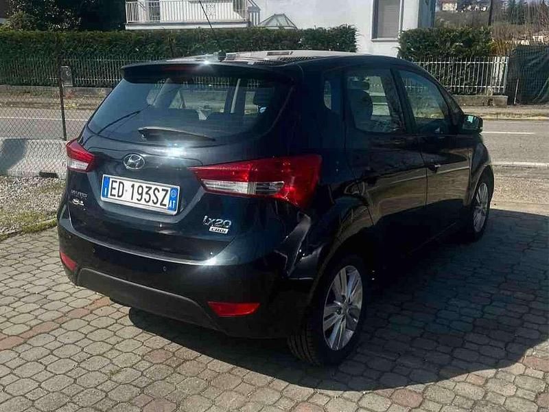 Usata Hyundai ix20 Style 90 CV (66 kW) 2011 Nero Utilitaria
