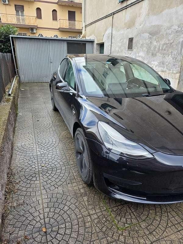 Usata Tesla Model 3 Standard Range 88 kW (120 CV) 2020 Nero Berlina