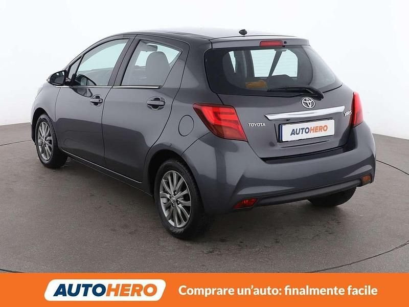 Usata Toyota Yaris Active 70 CV (51 kW) 2016 Grigio Utilitaria