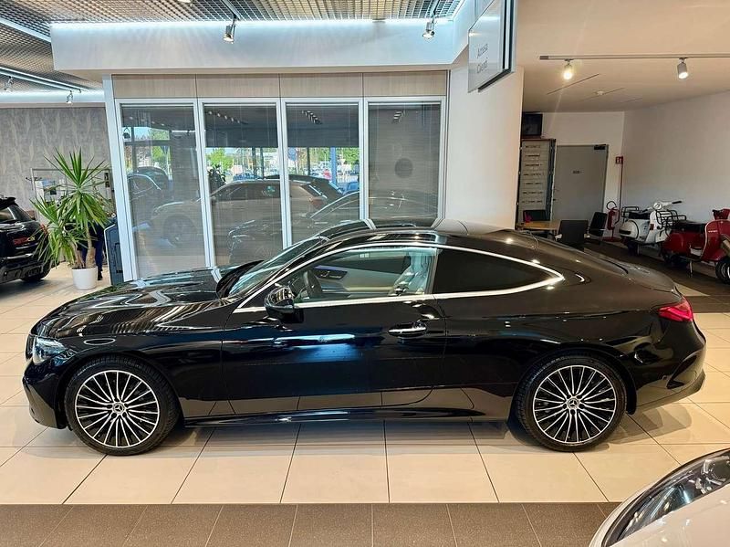 Usata Mercedes CLE220 AMG Line Premium Plus 197 CV (144 kW) 2024 Other Coupé