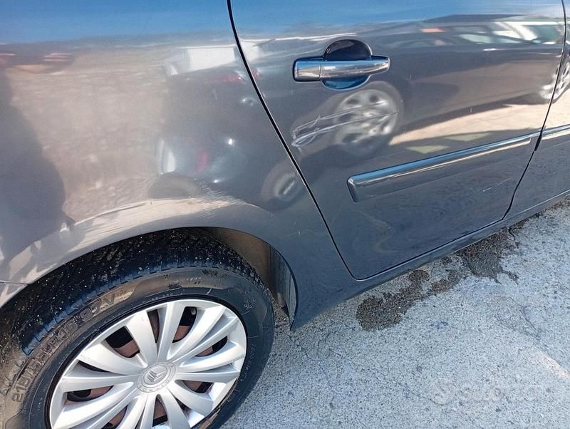 Usata Citroën C4 110 CV (80 kW) 2011 Blu Berlina