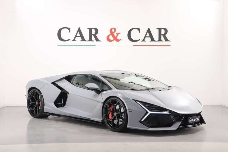 Usata Lamborghini Revuelto 1016 CV (747 kW) 2024 Grigio acheso Coupé