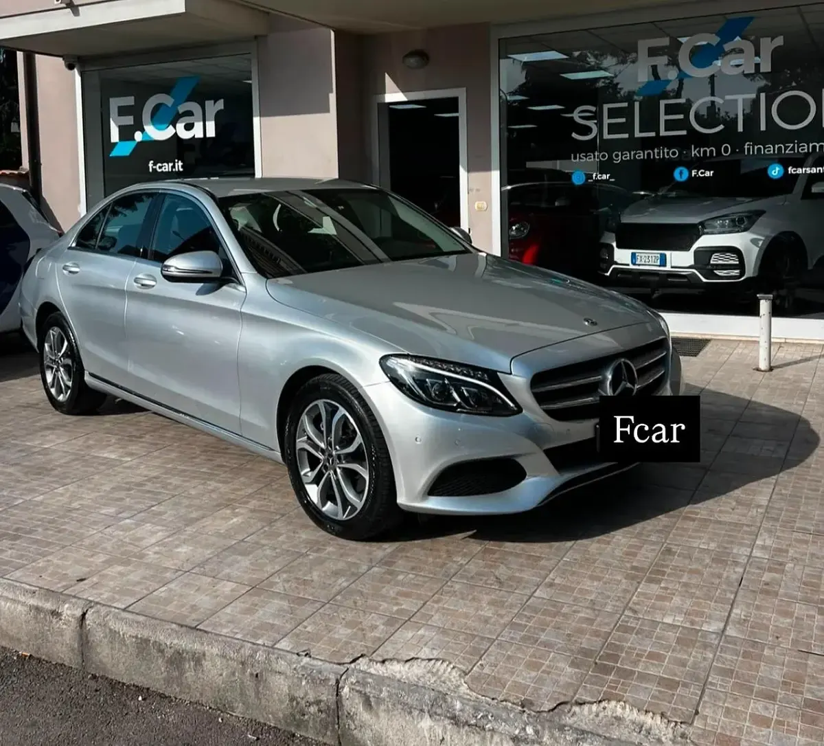 Usata Mercedes C220 160 CV (117 kW) 2019 Argento Berlina