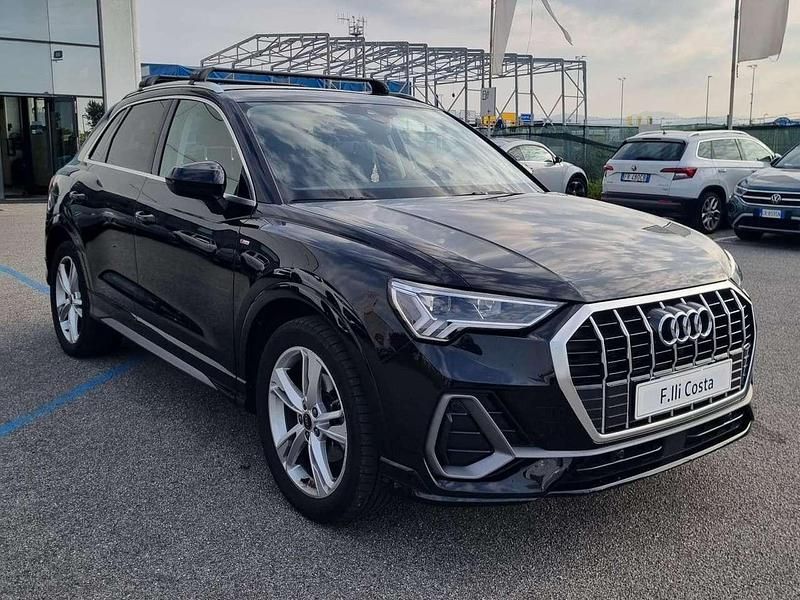 Nero Usata 2024 Audi Q3 S-Line SUV | 40.700 € (Cara) - Immagine 1/4