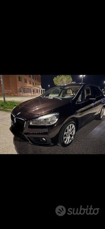 Usata BMW 218 Active Tourer Efficient Dynamics 2015 Marrone Monovolume