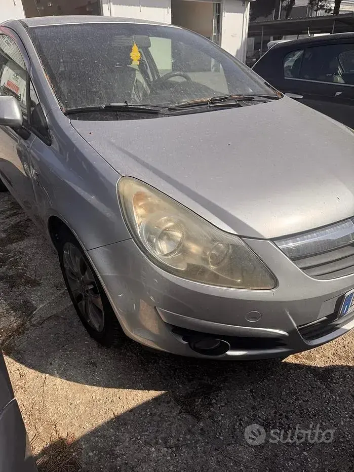 Usado Opel Corsa 2010 Cinzento Citadino