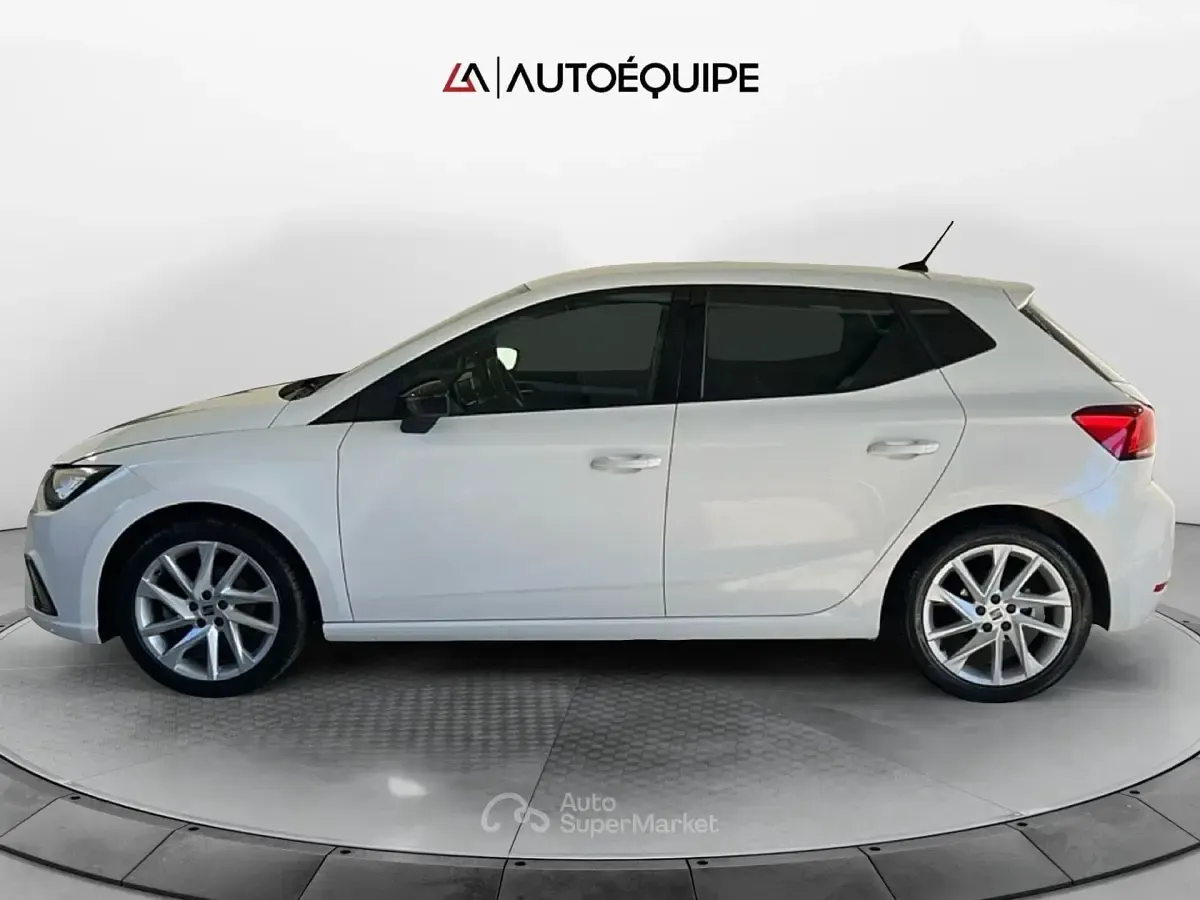 Usata Seat Ibiza FR 110 CV (80 kW) 2022 Bianco Utilitaria