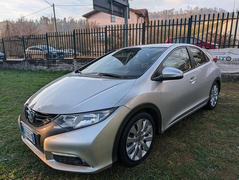 Usata Honda Civic Sport 99 CV (72 kW) 2013 Grigio Berlina