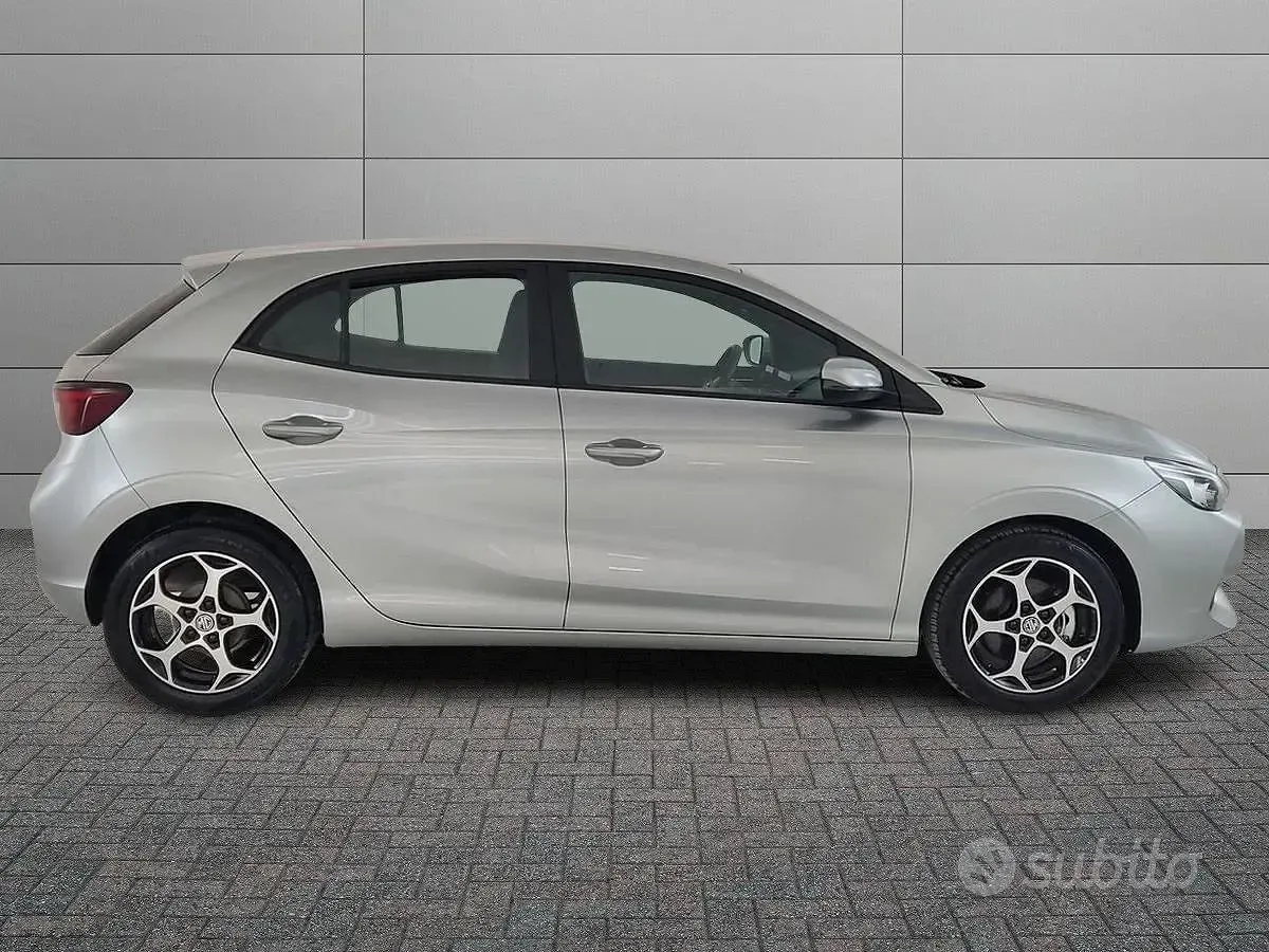 Usata MG MG3 Comfort 115 CV (84 kW) 2025 Grigio Utilitaria