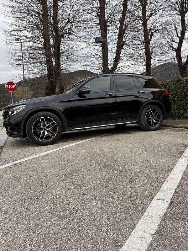 Usata Mercedes GLC250 Exclusive 204 CV (150 kW) 2017 Nero SUV