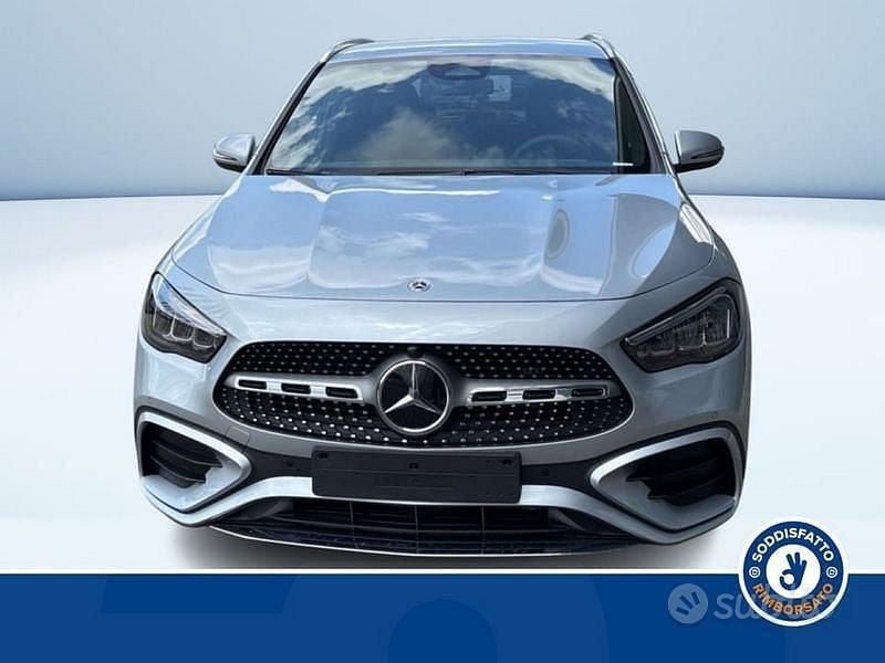 Usata Mercedes GLA200 Advanced Plus 150 CV (110 kW) 2025 Argento SUV