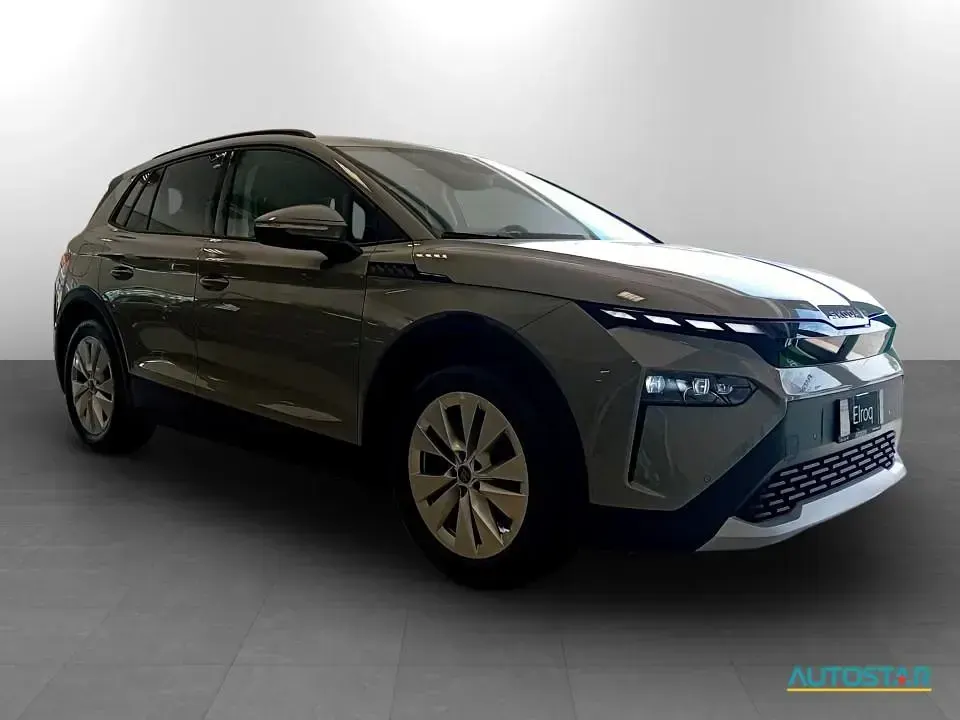 Nuova Skoda Elroq 150 kW (204 CV) 2025 Verde dolomite SUV