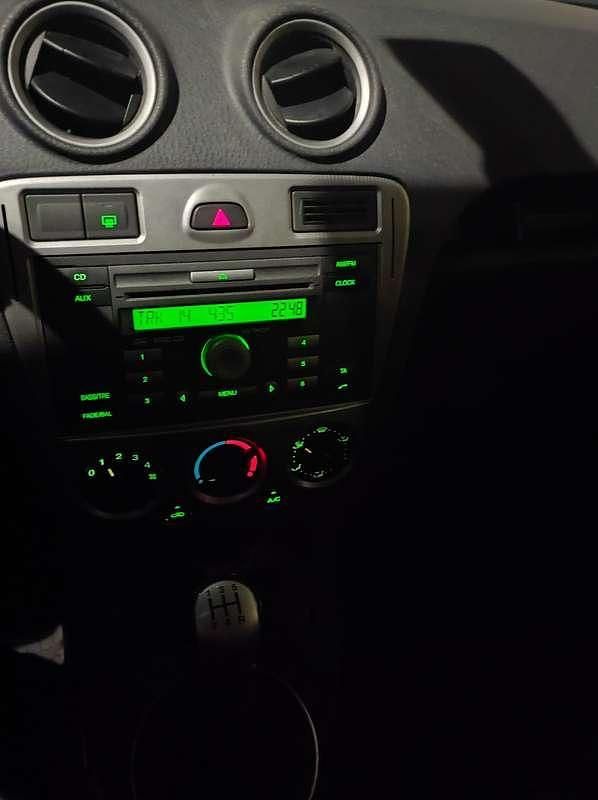 Usata Ford Fusion Titanium 68 CV (50 kW) 2008 Blu/azzurro Monovolume