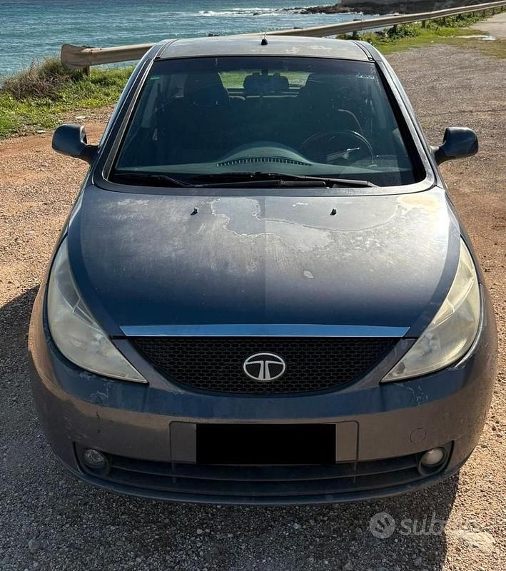 Usata Tata Indica 75 CV (55 kW) 2010 Grigio Berlina