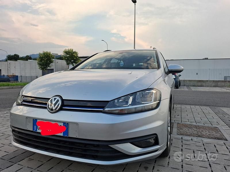 Grigio Usata 2019 VW Golf VII Trendline Station wagon | 13.450 € (Buon prezzo) - Immagine 1/4