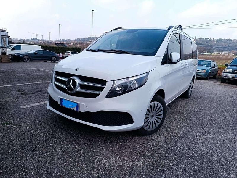 Usata Mercedes V250 Exclusive 190 CV (139 kW) 2021 Bianco Monovolume