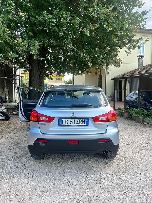 Usata Mitsubishi ASX Intense 150 CV (110 kW) 2015 Grigio SUV