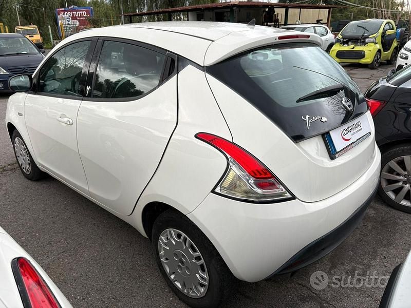 Usata Lancia Ypsilon S 95 CV (69 kW) 2014 Bianco Utilitaria