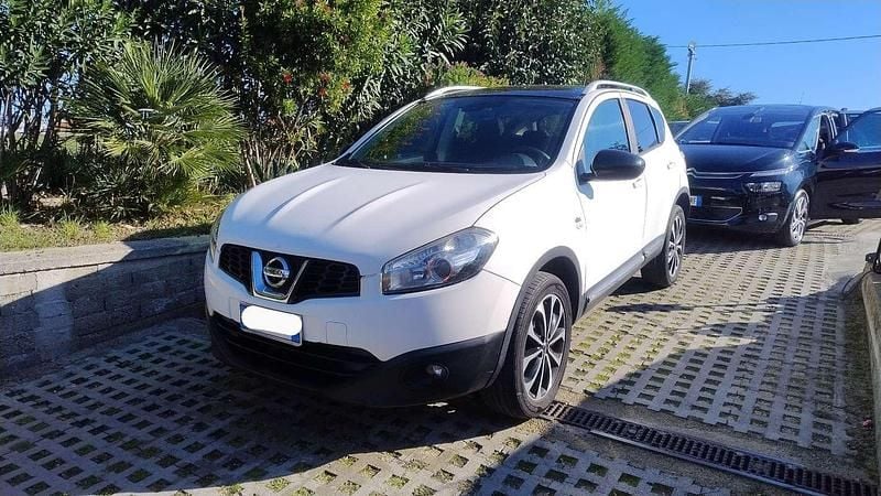 Usata 2012 Nissan Qashqai N-TEC SUV | 5500 € (Buon prezzo) - Immagine 1/4