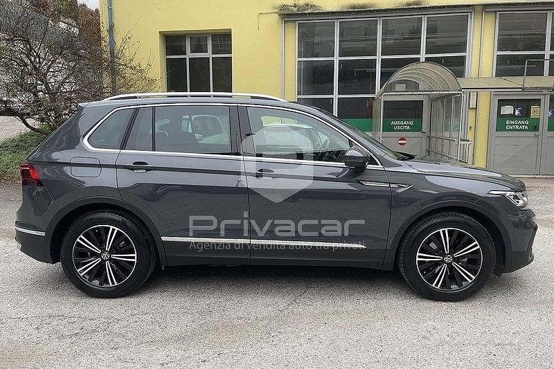 Usata VW Tiguan R-line 150 CV (110 kW) 2022 Grigio SUV