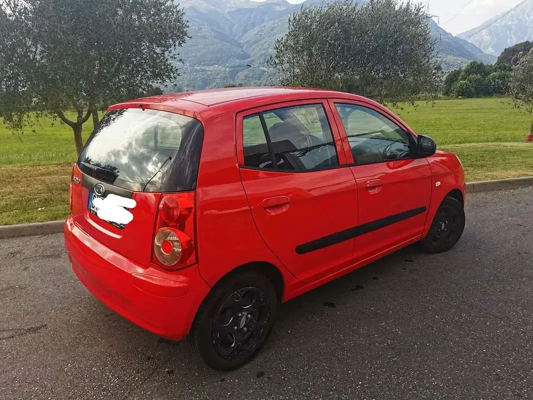 Usata Kia Picanto 60 CV (44 kW) 2009 Utilitaria