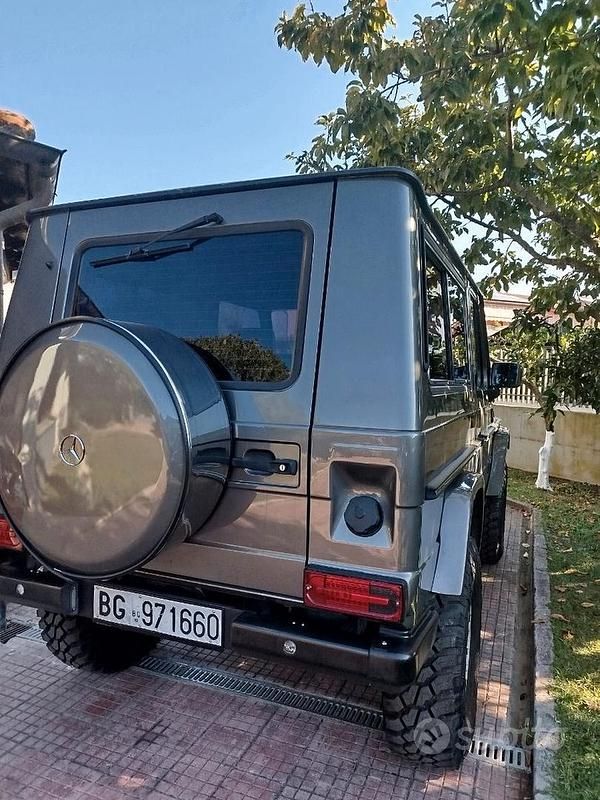 Grigio Usata 1989 Mercedes E250 SUV | 18.900 € - Immagine 1/4