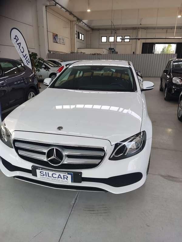 Usata Mercedes E200 Premium 150 CV (110 kW) 2018 Berlina
