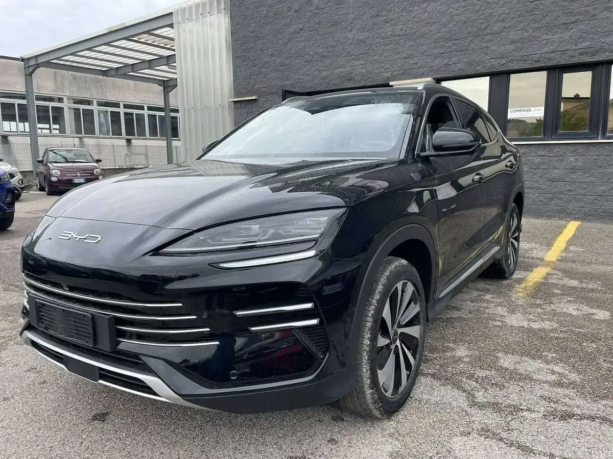 Nuova BYD Seal U Boost 218 CV (160 kW) 2026 Nero SUV