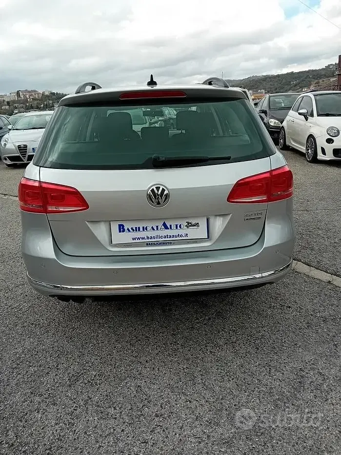 Usata VW Passat Highline 140 CV (102 kW) 2014 Grigio Station wagon