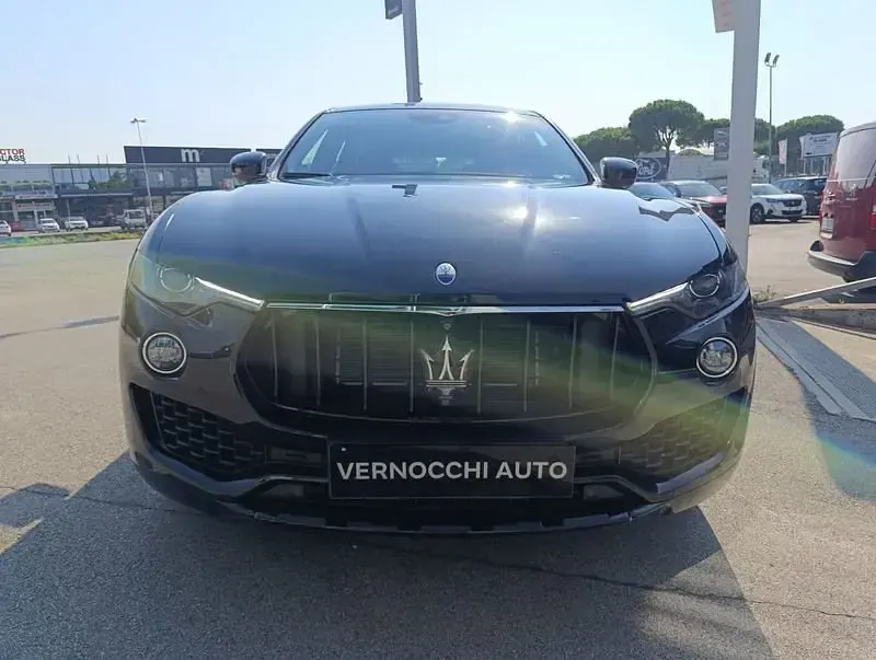 Usata Maserati Levante 349 CV (256 kW) 2018 Nero SUV