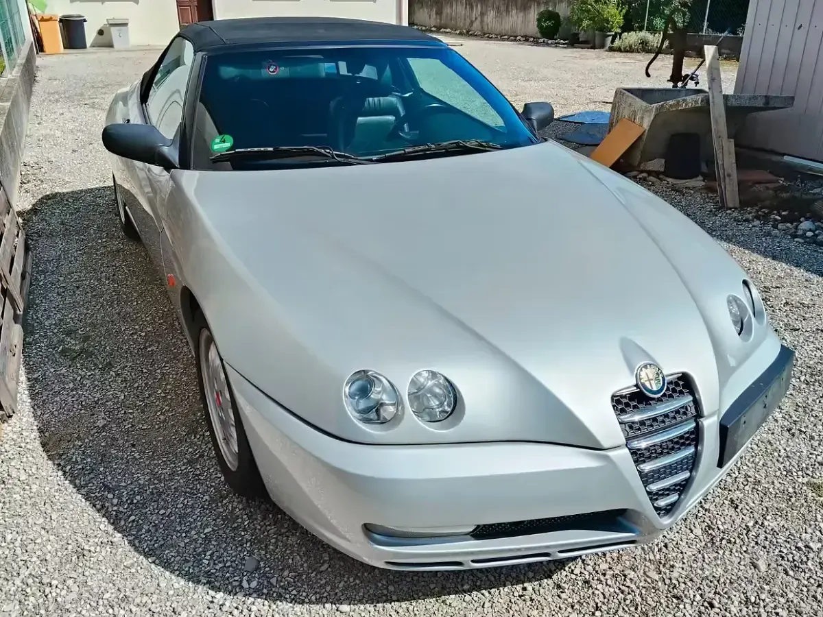 Usata Alfa Romeo Spider 165 CV (121 kW) 2003 Cabrio