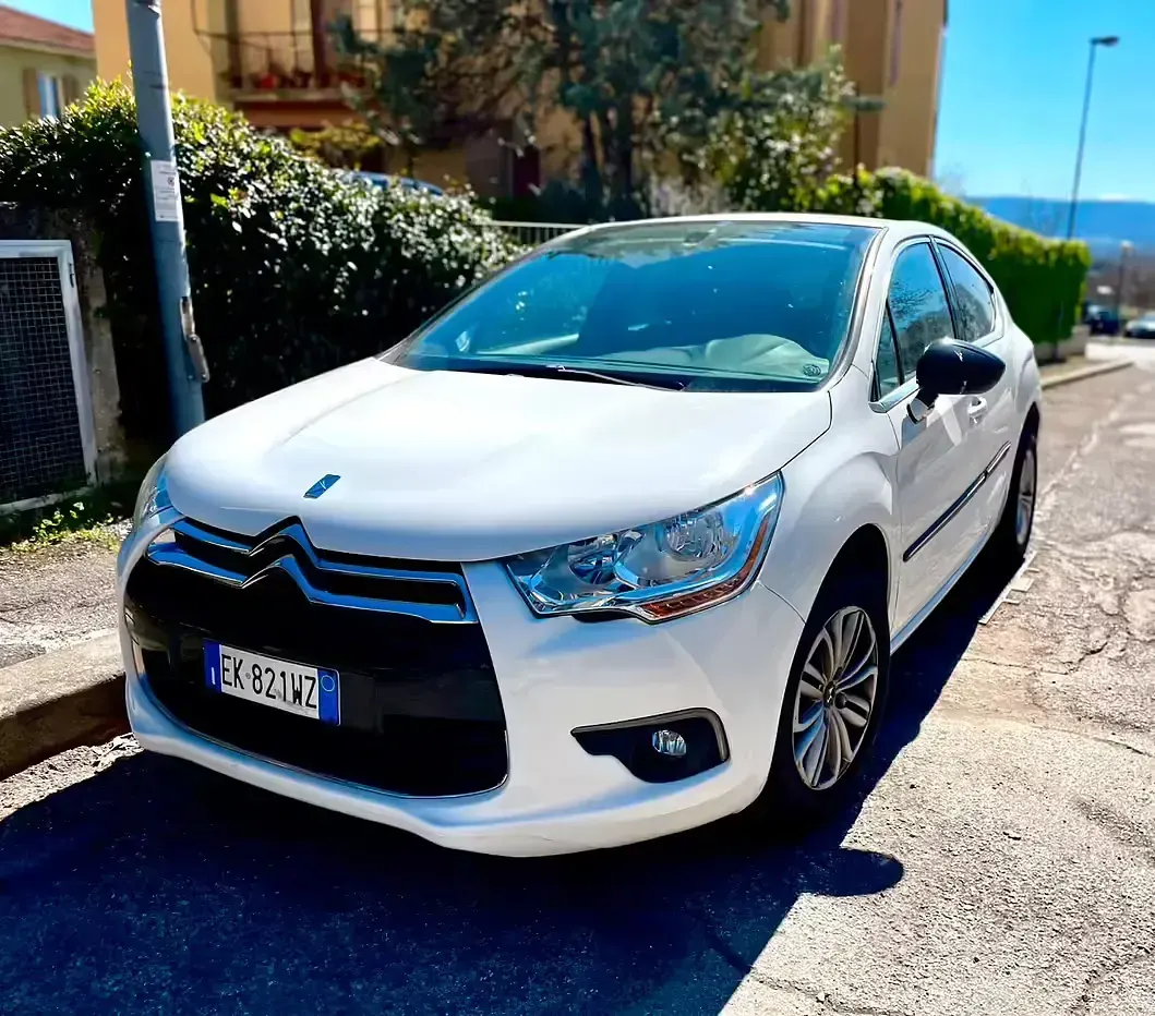 Usado DS Automobiles DS4 111 CV (81 kW) 2012 Berlina