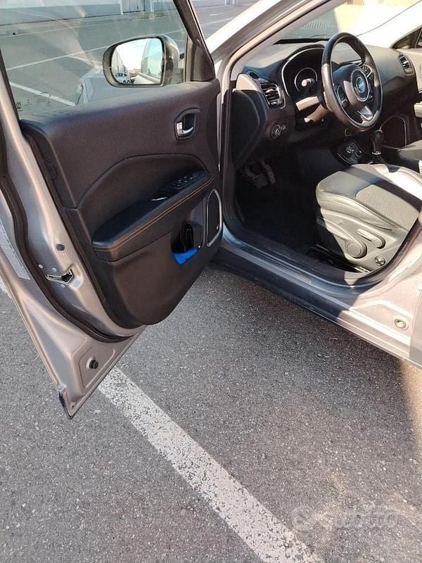 Usata Jeep Compass 2018 Grigio SUV