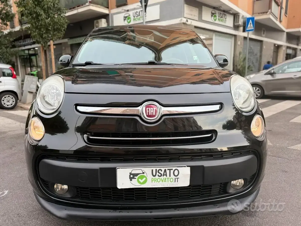 Usata Fiat 500L Living 80 CV (58 kW) 2014 Nero Monovolume