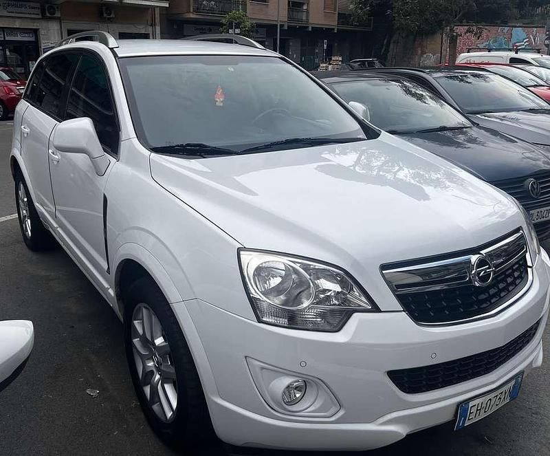 Usata 2011 Opel Antara SUV | 7000 € (Buon prezzo) - Immagine 1/4