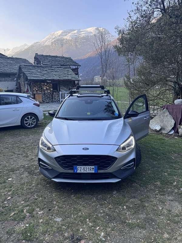 Usata Ford Focus Active 125 CV (91 kW) 2019 Station wagon
