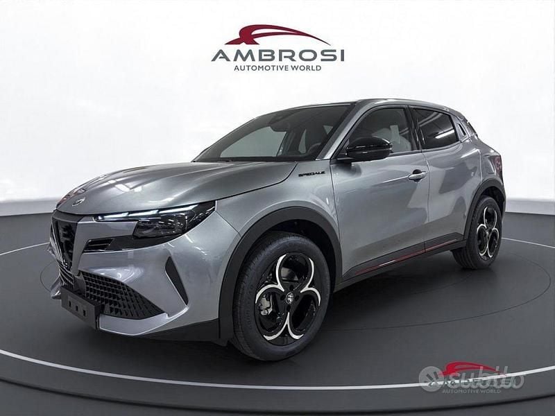 Nuova Alfa Romeo Junior Edizione Speciale 145 CV (106 kW) 2025 Grigio SUV