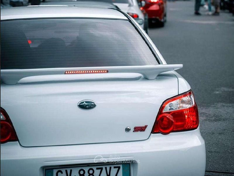 Usata Subaru Impreza 280 CV (205 kW) 2003 Bianco Berlina