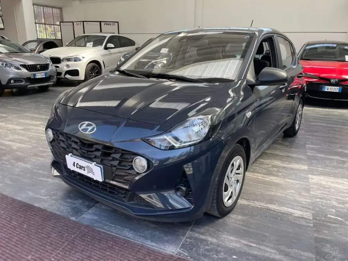 Usata Hyundai i10 Advanced 67 CV (49 kW) 2022 Grigio Utilitaria