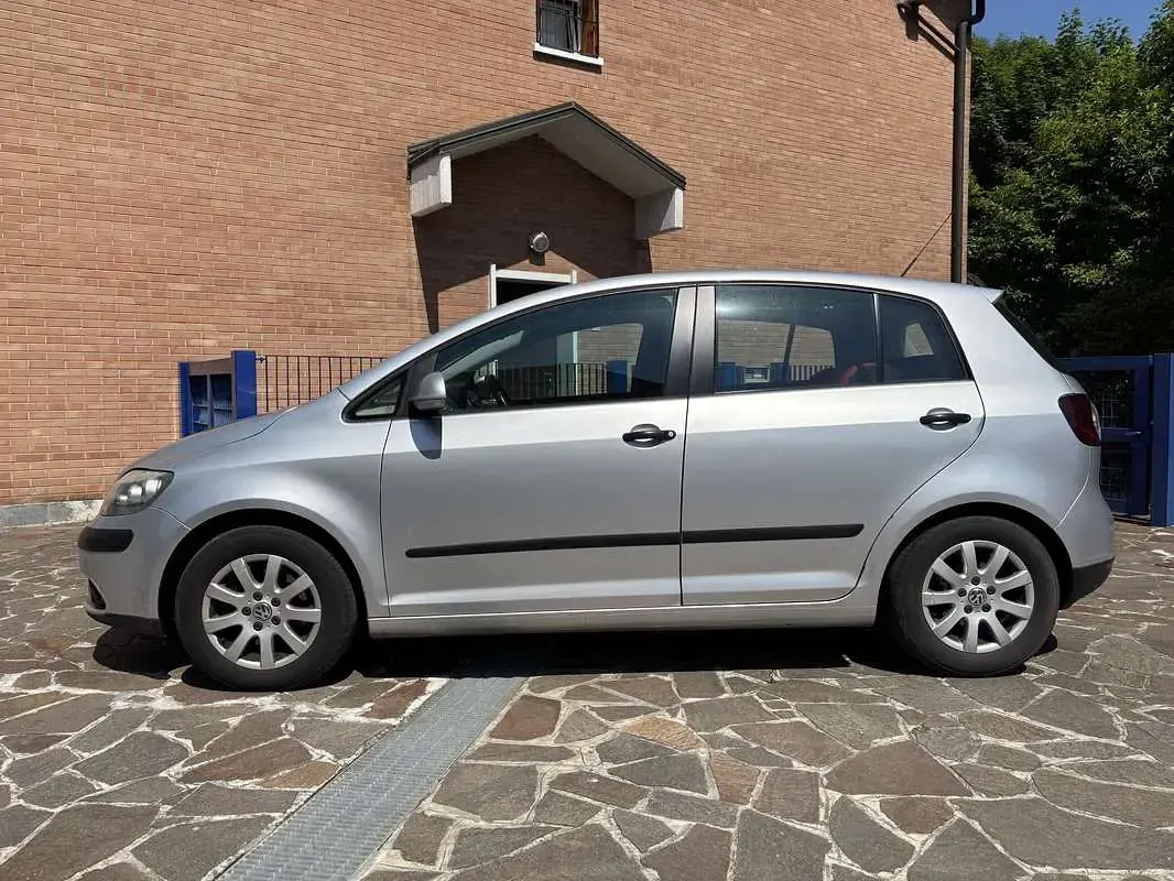 Usata VW Golf Plus Cross Sportline 140 CV (102 kW) 2007 Argento Monovolume