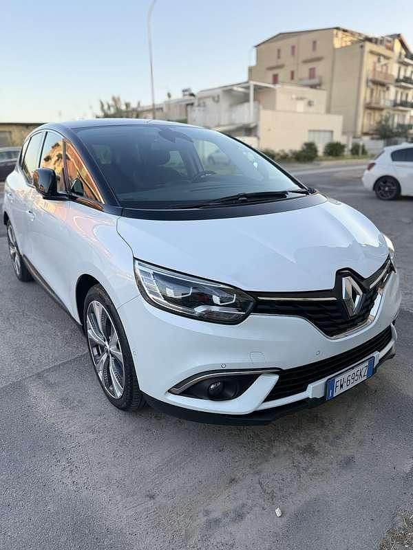 Usata Renault Scénic IV 120 CV (88 kW) 2019 Bianco Monovolume